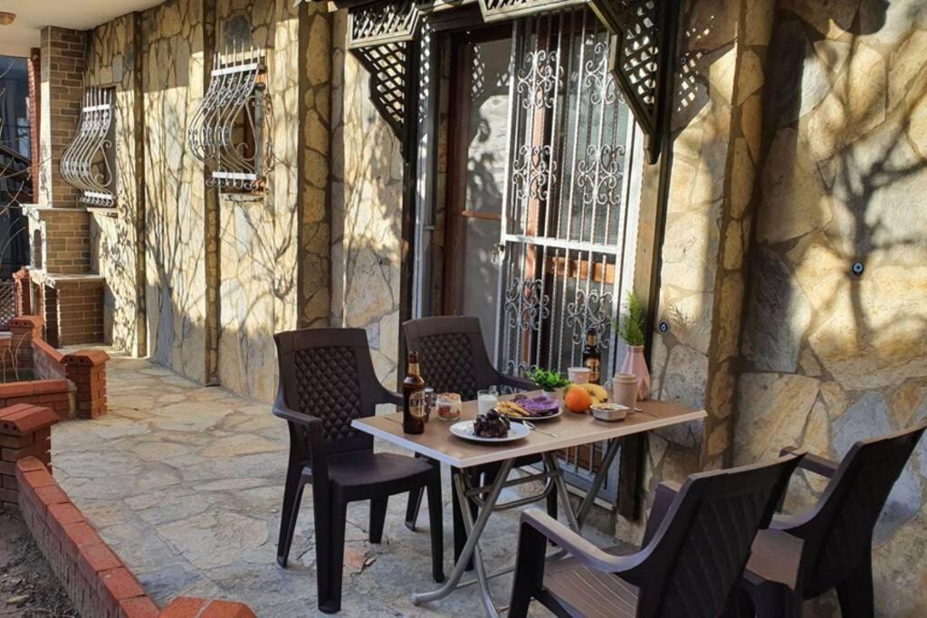 2+1 Apartm With Garden + Balcony , At Ladies Beach 쿠사다시 외부 사진