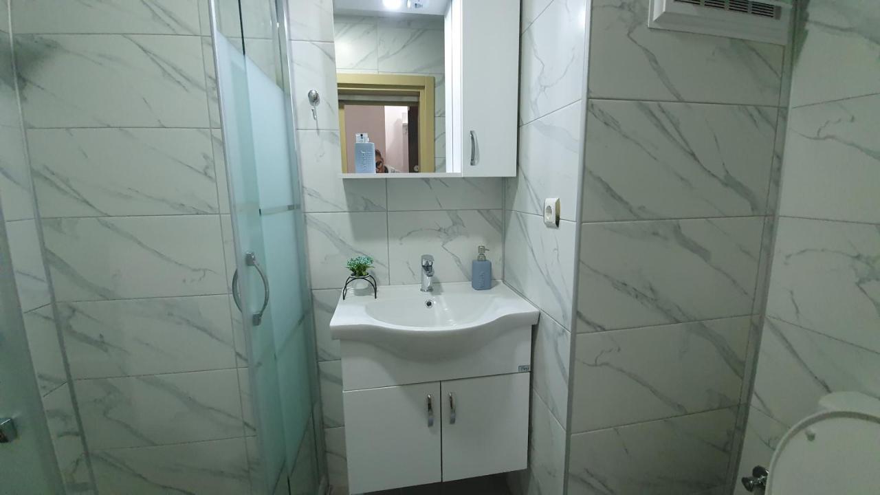2+1 Apartm With Garden + Balcony , At Ladies Beach 쿠사다시 외부 사진
