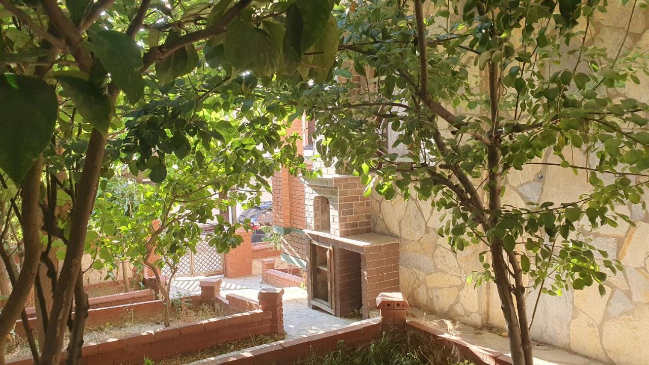 2+1 Apartm With Garden + Balcony , At Ladies Beach 쿠사다시 외부 사진
