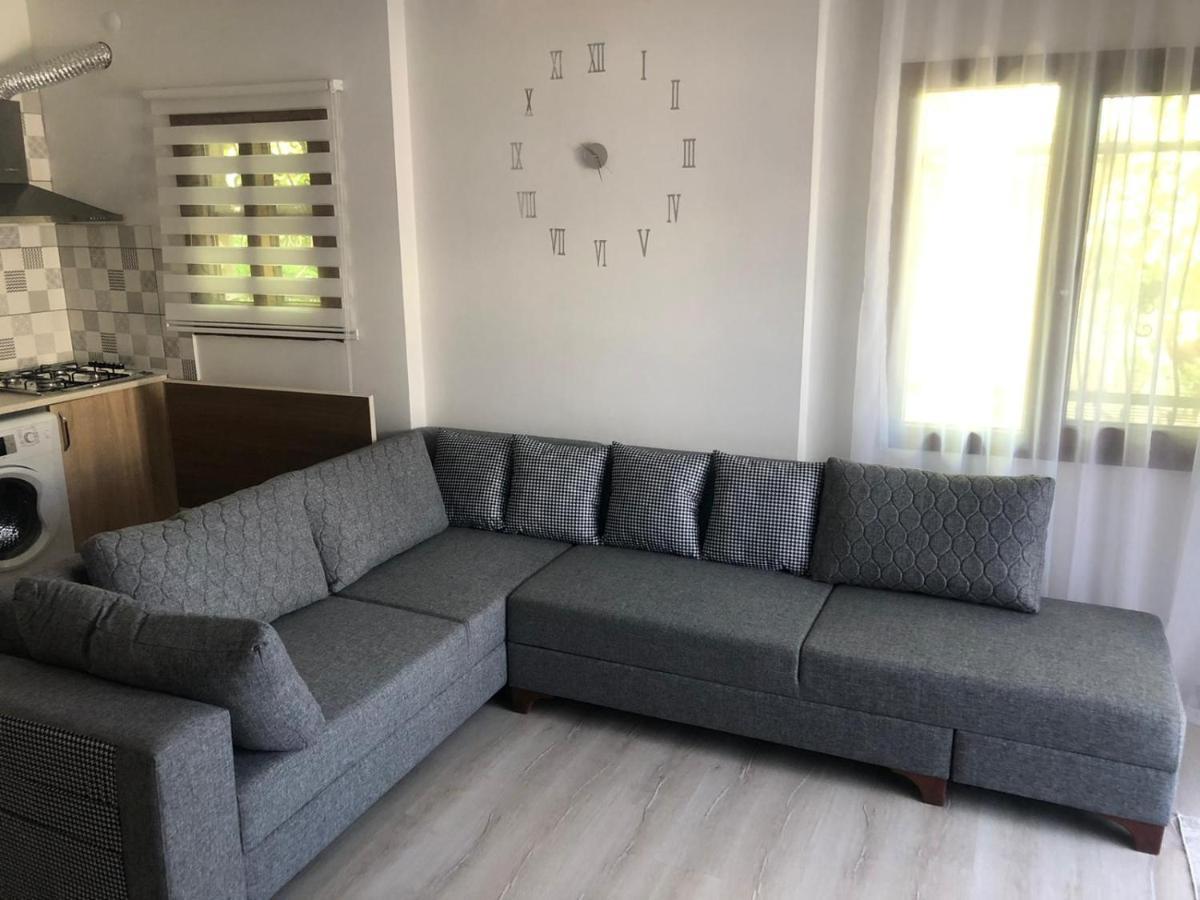 2+1 Apartm With Garden + Balcony , At Ladies Beach 쿠사다시 외부 사진